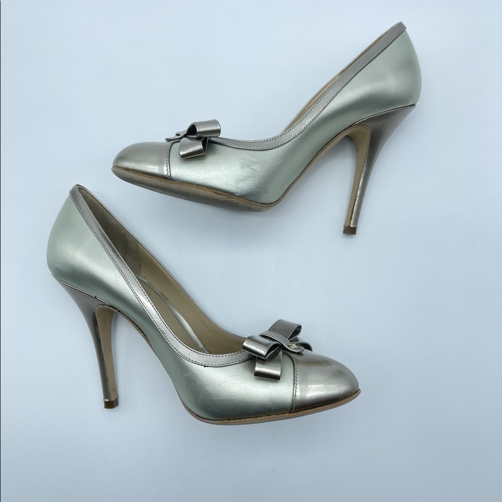 Fendi Gold Heels - Picture 5 of 10